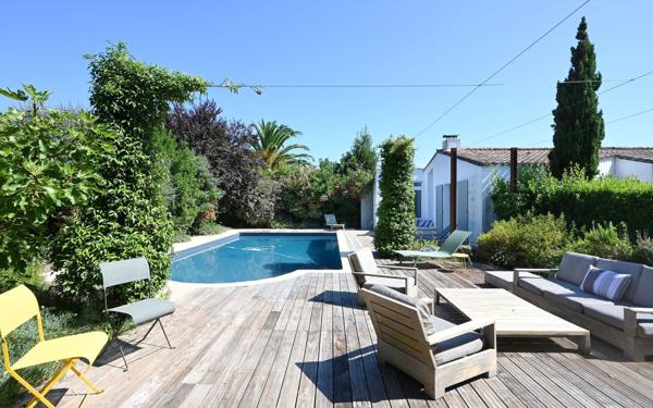 Maison à vendre    8 pièces •  Les Portes-en-Ré