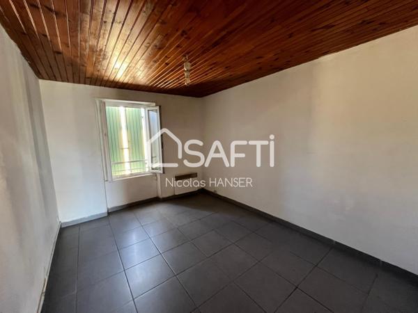 Immeuble de 10 lots de rapport locatif de 375m2 + 95m2