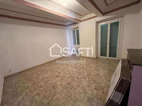 Immeuble de 10 lots de rapport locatif de 375m2 + 95m2