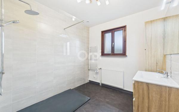 Maison à louer    4 pièces •  Saint-Sauveur