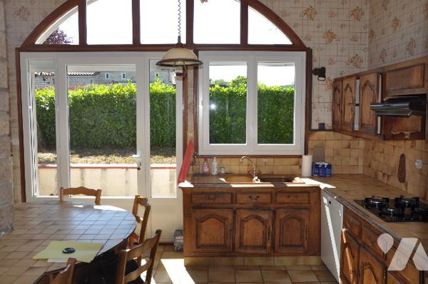 BOUSSENS, 40 mns de TOULOUSE, villa 117m², grand garage et piscine sur 736m². prix 190.800 € CC