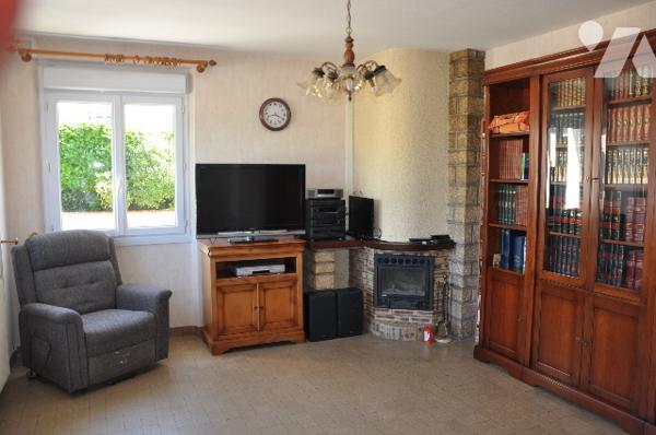 BOUSSENS, 40 mns de TOULOUSE, villa 117m², grand garage et piscine sur 736m². prix 190.800 € CC