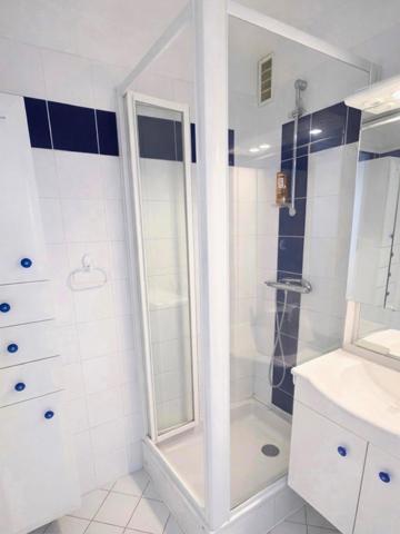 Appartement T3 avec Loggia - Vue étang - Dernier étage - Résidence avec piscine