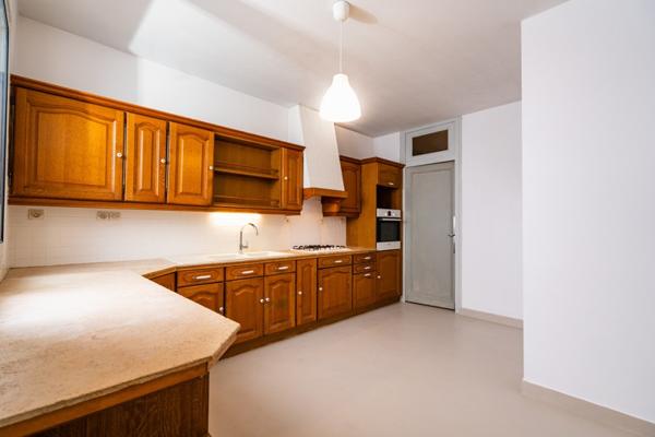 Immeuble à vendre |  L'Île-Bouchard |  204 m²
