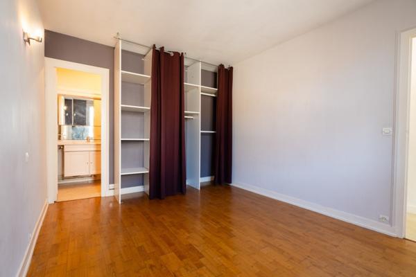Immeuble à vendre |  L'Île-Bouchard |  204 m²