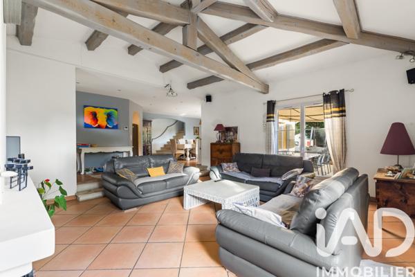 Maison à vendre 5 pièces 141 m² Grasse