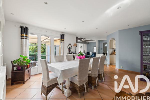 Maison à vendre 5 pièces 141 m² Grasse