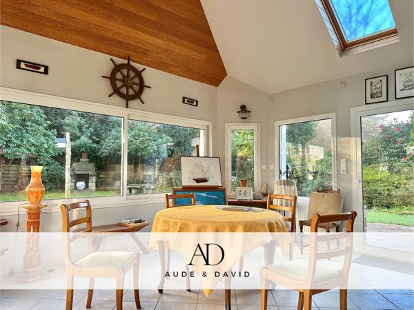 Maison 8 pièces - 230 m²