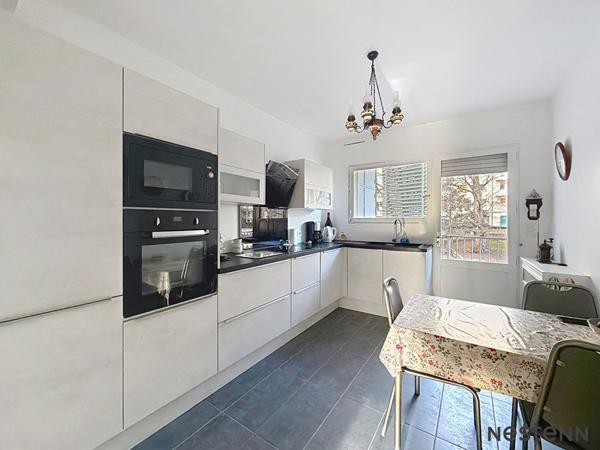 Appartement à vendre à Saint-Étienne - Résidence Champs-Elysées, Cours Fauriel