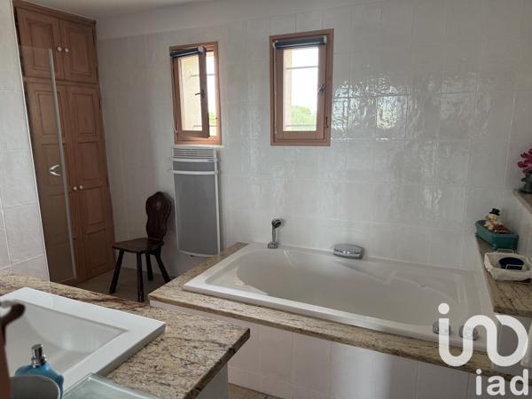 Maison à vendre 10 pièces 230 m² Tarascon
