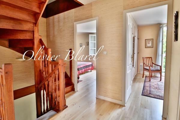 Rueil-Malmaison – Quartier Buzenval - Maison familiale 190m², 5 chambres dans un domaine privé
