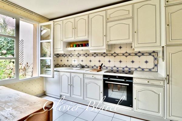 Rueil-Malmaison – Quartier Buzenval - Maison familiale 190m², 5 chambres dans un domaine privé