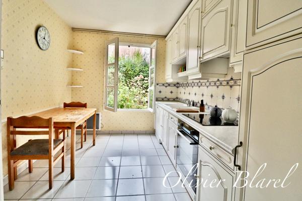 Rueil-Malmaison – Quartier Buzenval - Maison familiale 190m², 5 chambres dans un domaine privé