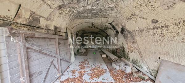 Immeuble Mixte . Local Commercial + Deux Logements . Opportunité Investisseur