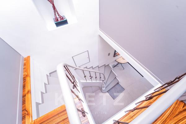 Adresse d’exception face au Mail – Maison élégante avec jardin et vue mer