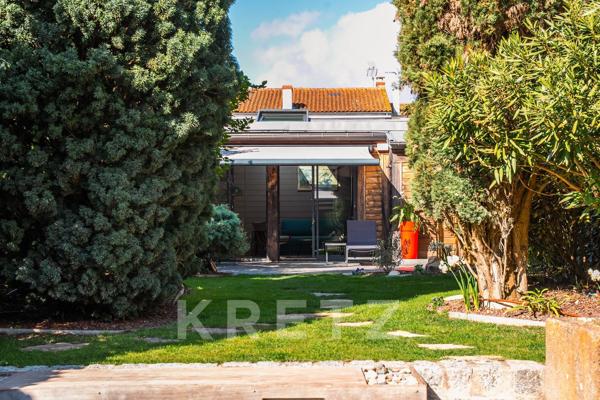 Adresse d’exception face au Mail – Maison élégante avec jardin et vue mer