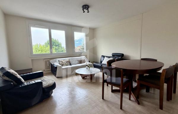 Appartement lumineux avec 4 chambres - Albertville