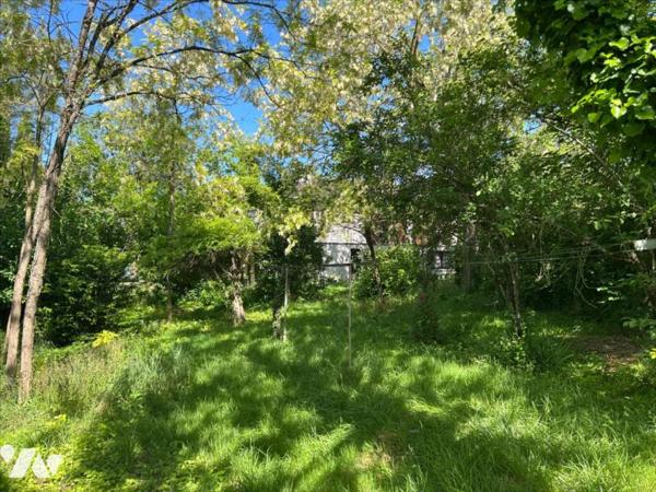 MONTAMISE - VALLEE D'ENSOULESSE - 193 M² HAB - 2500 M² DE TERRAIN