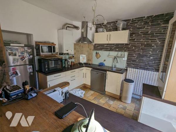 Maison à Vendre à Nogent-le-Rotrou (28400) en Eure-et-Loir (28)

Charmante maison de ville d'...