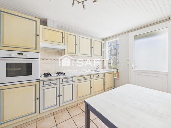 ARC LES GRAY - Rue au calme, sans passage