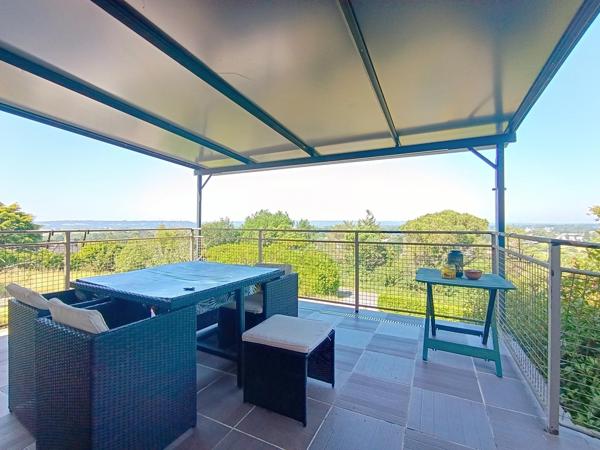 Maison coup de coeur avec jolie vue piscine garage