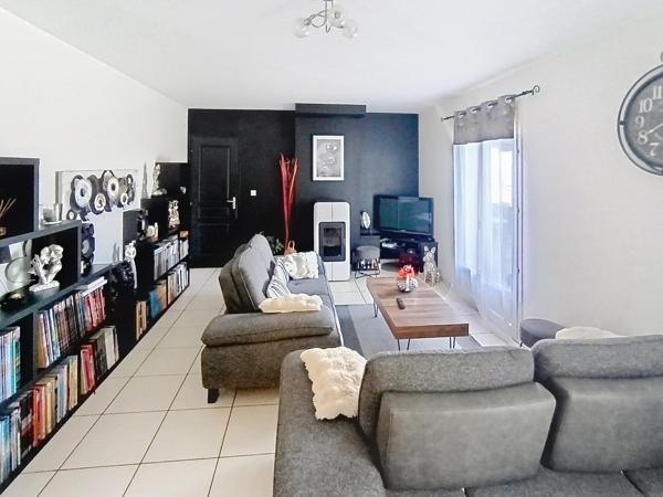 Maison coup de coeur avec jolie vue piscine garage