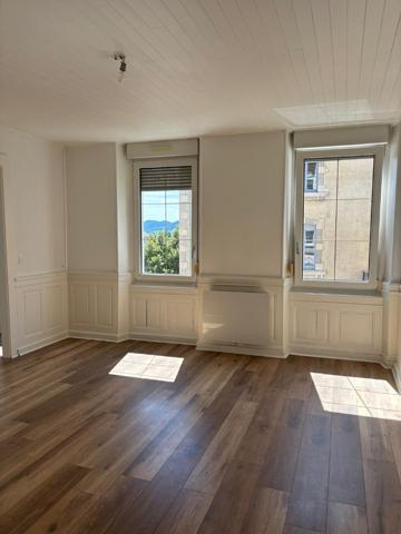 Appartement 2 pièces 56 m2
