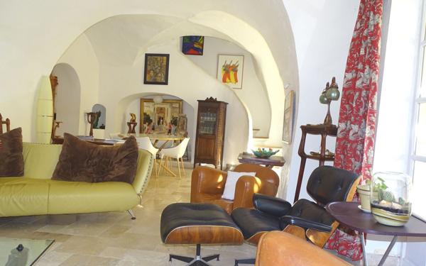 Maison à vendre    5 pièces •  Cadenet