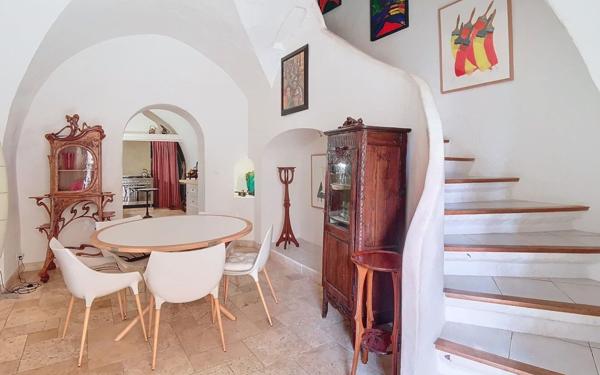 Maison à vendre    5 pièces •  Cadenet