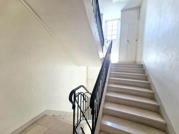 Appartement 2 pièce(s) 1 chambre(s) 59.63 m²