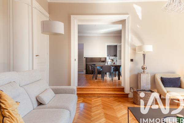 Maison à vendre 8 pièces 236 m² Écully