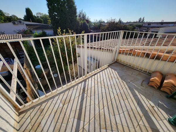 EXCLUSIVITE AVIGNON - LE PONTET - GRANDE MAISON DE 115 M² HAB SUR UN TERRAIN DE 560 M² - 2 GARAGES