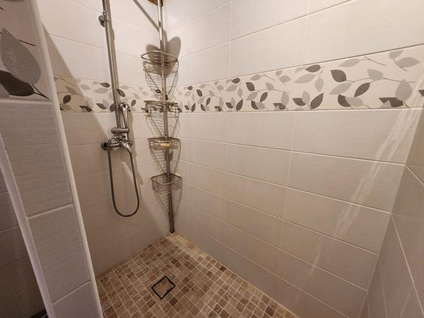 EXCLUSIVITE AVIGNON - LE PONTET - GRANDE MAISON DE 115 M² HAB SUR UN TERRAIN DE 560 M² - 2 GARAGES