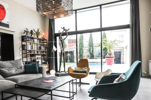 MAISON DE CHARME AU STYLE CONTEMPORAIN - AVEC PISCINE À 15 MINUTES DE LA PLAGE -