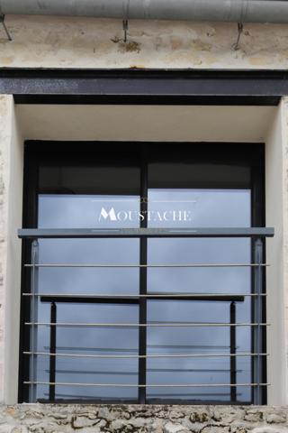 MAISON DE CHARME AU STYLE CONTEMPORAIN - AVEC PISCINE À 15 MINUTES DE LA PLAGE -