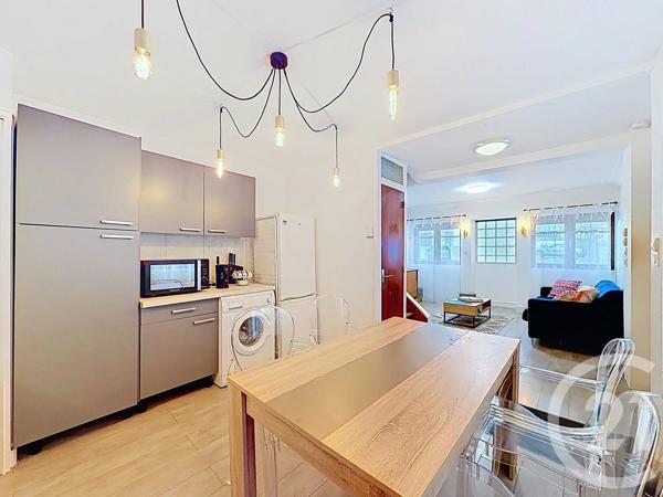 Maison à vendre  4 pièces - 65 m 2   PERIGUEUX  - 24