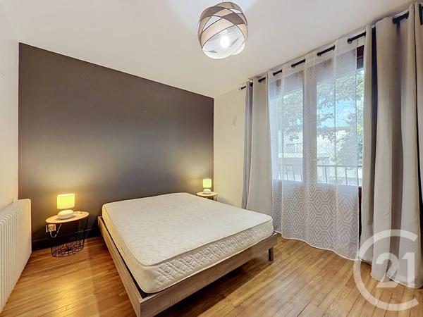 Maison à vendre  4 pièces - 65 m 2   PERIGUEUX  - 24