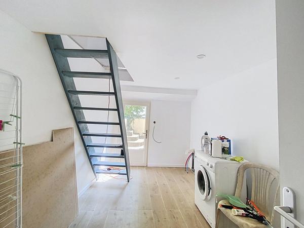 A vendre. Maison rénovée de 127m2 avec terrain et garage à Nyoiseau