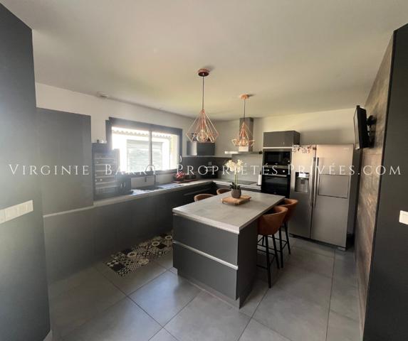 MAISON T5 RECENTE DE PLAIN PIED NON MITOYENNE