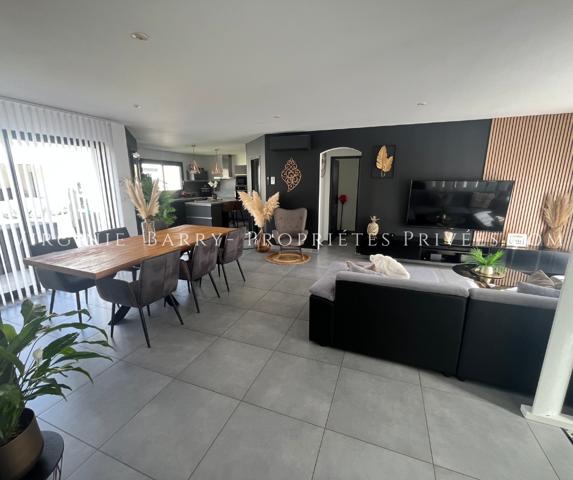 MAISON T5 RECENTE DE PLAIN PIED NON MITOYENNE