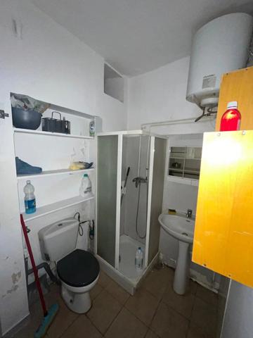 Vente                                                      Appartement
                        
                     1 pièces                      15 m2                     à Perpignan