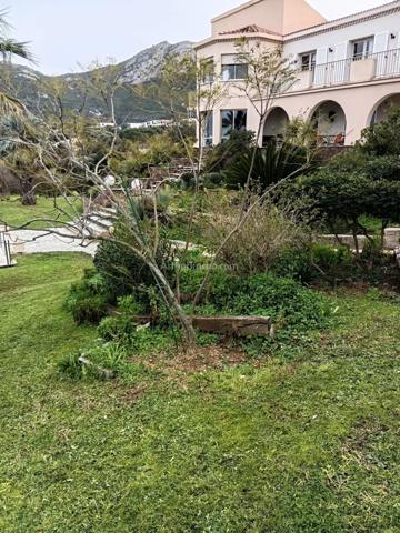 Vente Maison 9 pièces 317 m2 à Calvi