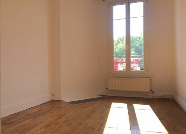 Appartement à louer  2 pièces • 31,02 m2 Saint-Maurice
