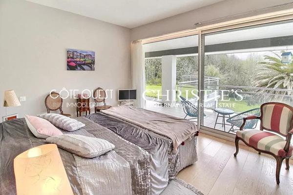 À vendre Urrugne – Villa de 238 m² avec piscine