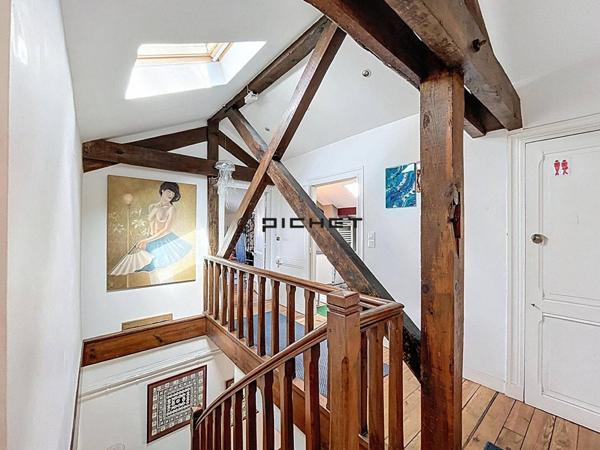 Maison 6 pièces 179 m²