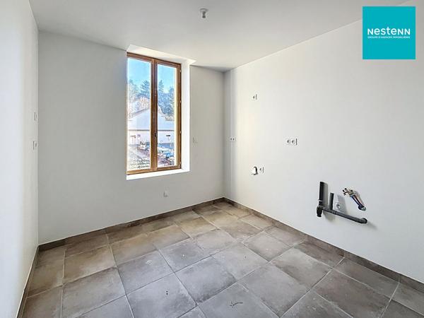 Immeuble Boen Sur Lignon - IDEAL INVESTISSEURS - LOCAL COMMERCIAL + 2 APPARTEMENTS