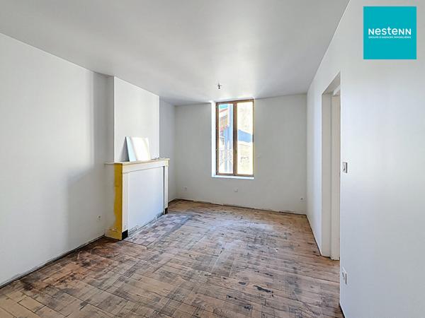 Immeuble Boen Sur Lignon - IDEAL INVESTISSEURS - LOCAL COMMERCIAL + 2 APPARTEMENTS