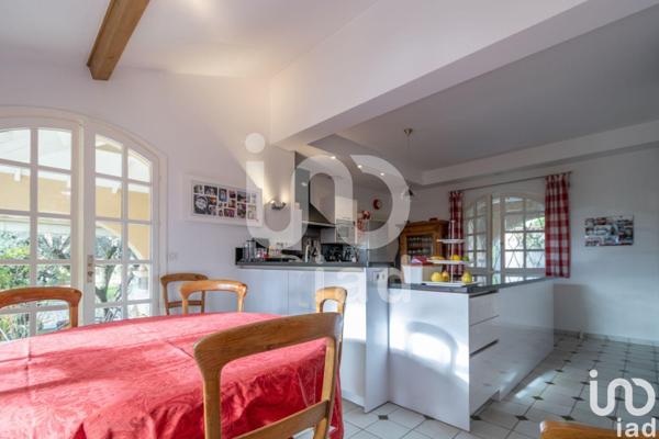 Maison à vendre 6 pièces 284 m² Saint-Priest