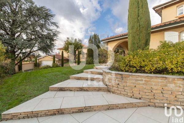 Maison à vendre 6 pièces 284 m² Saint-Priest