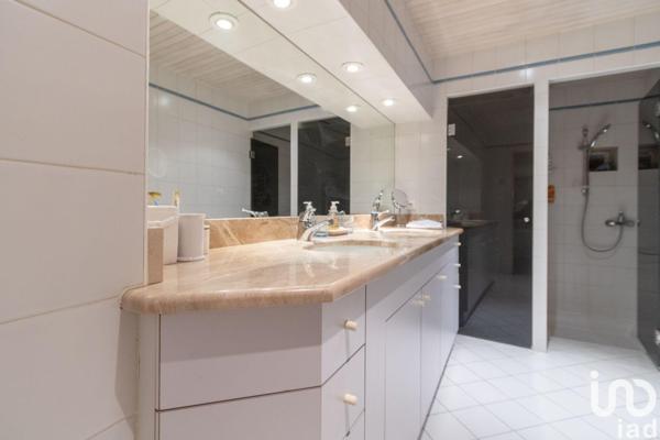 Maison à vendre 6 pièces 284 m² Saint-Priest